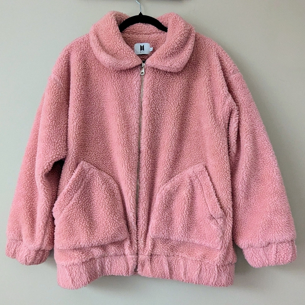 House of BTS Pop Up Boy with Luv Jumper Boa Jacket Color Pink Size Free